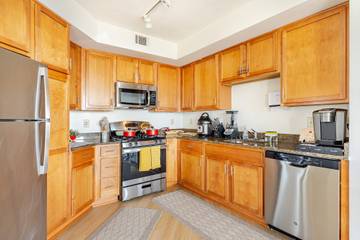 Vacation Rental for 6 Guests in Silver Spring, Maryland, Picture 3