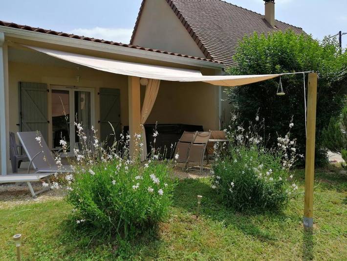 Location de vacances pour 4 personnes, avec jardin et vue à Valojoulx - 3