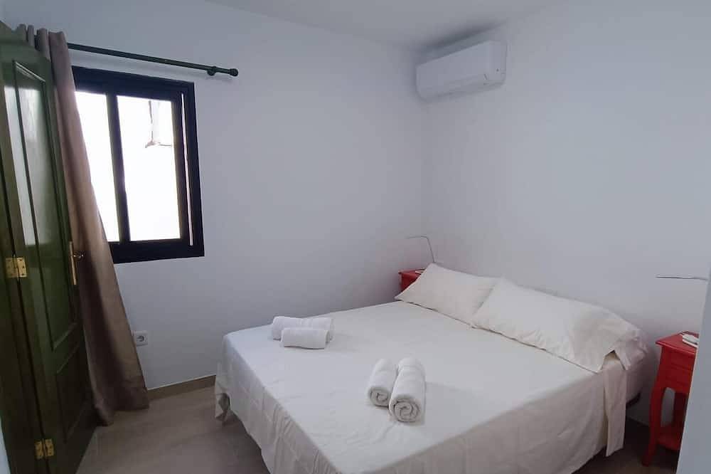 Entire apartment, Front line beach penthouse with spectacular views in Playa de Gran Tarajal, Gran Tarajal