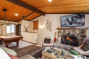 Log Cabin for 9 Guests in Big Bear Lake, San Bernardino County, Picture 2