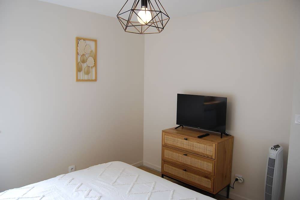 Entire apartment, L'escapade, Spacieux Duplex in Crémieu, La Tour-du-Pin region