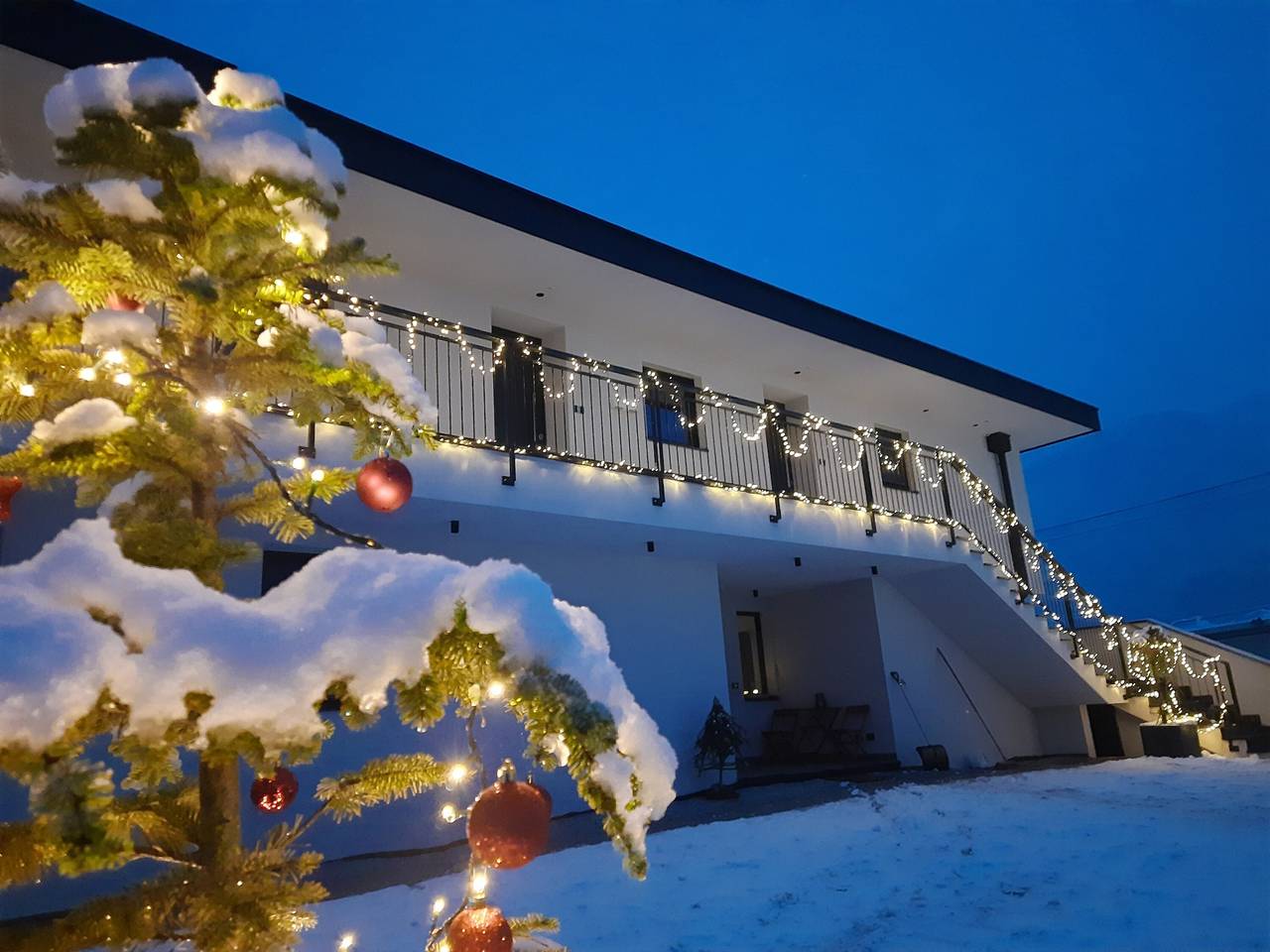 Entire apartment, Certified Bike Experience: Sun Terrace & Alpine Views at Apartments Curti "Waldgrün" in Leifers, South Tyrol