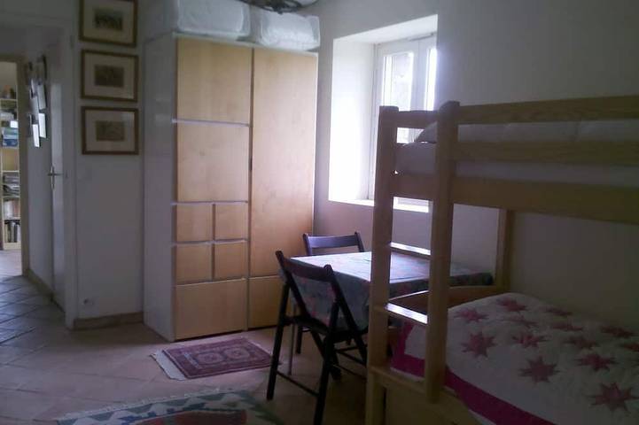 Location de vacances pour 11 personnes, avec terrasse et jardin à Berric - 2