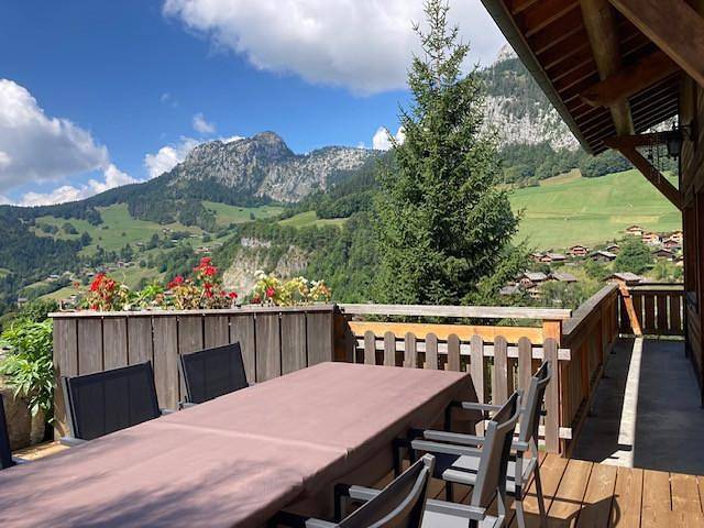 Holiday apartment for 10 people, with view and garden as well as balcony - 1