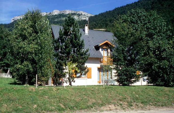 Casa de huéspedes para 6 personas, con jardín y terraza además de sauna y jacuzzi - 1