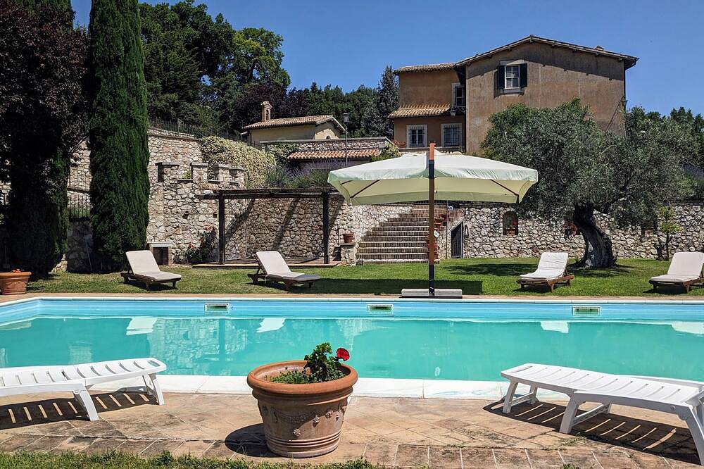 Pool and amazing views near Spoleto nestled in the Umbrian countryside. in Spoleto, Perugia Provinz