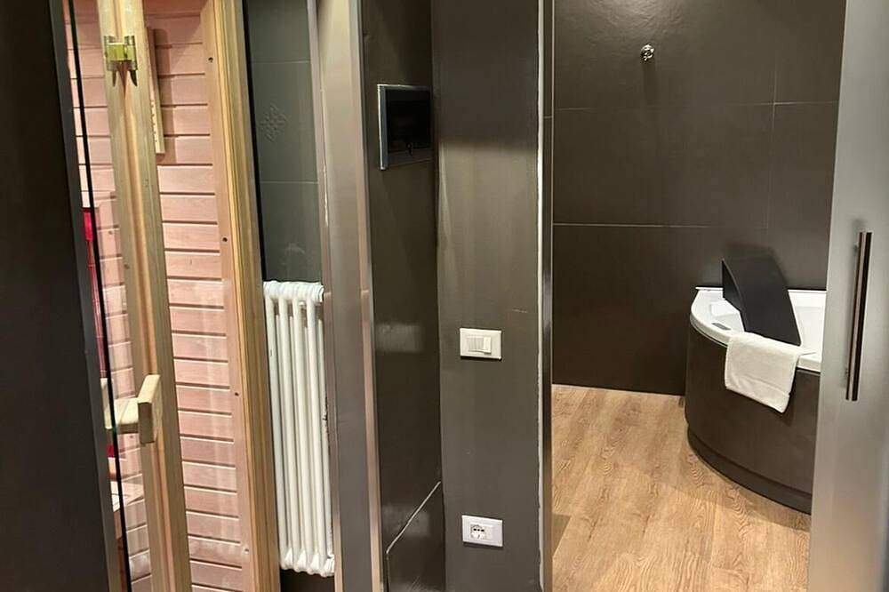Jr Suite with private bath and sauna in Trient, Fleimstaler Alpen