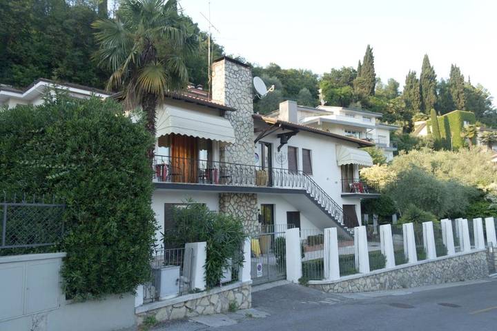 B&b per 2 persone, con Terrazza e Giardino nonché Panorama a Salò