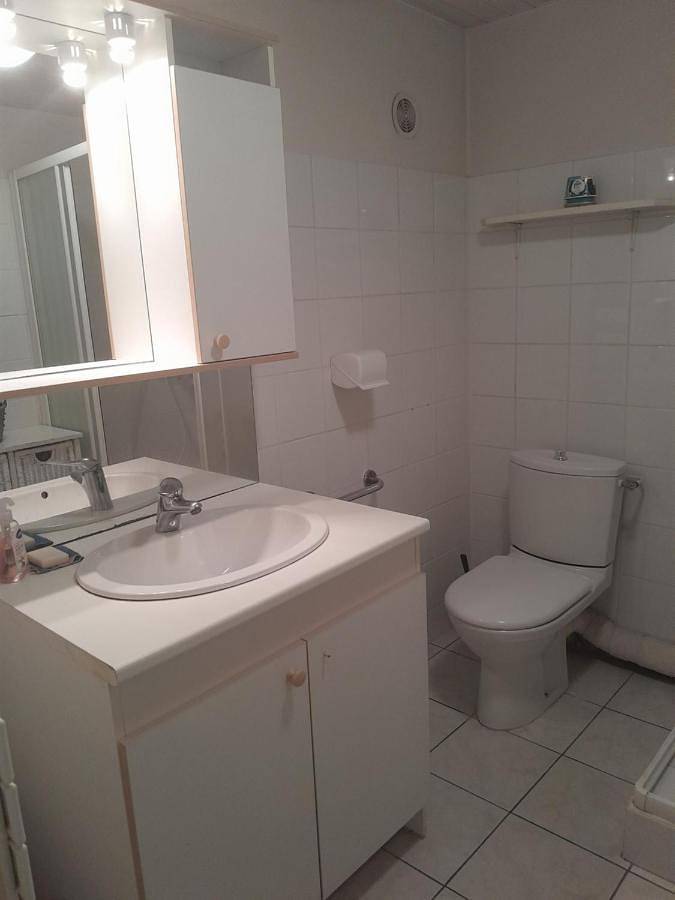 Gîte pour 4 personnes, avec balcon et vue à Les Pilles - 2