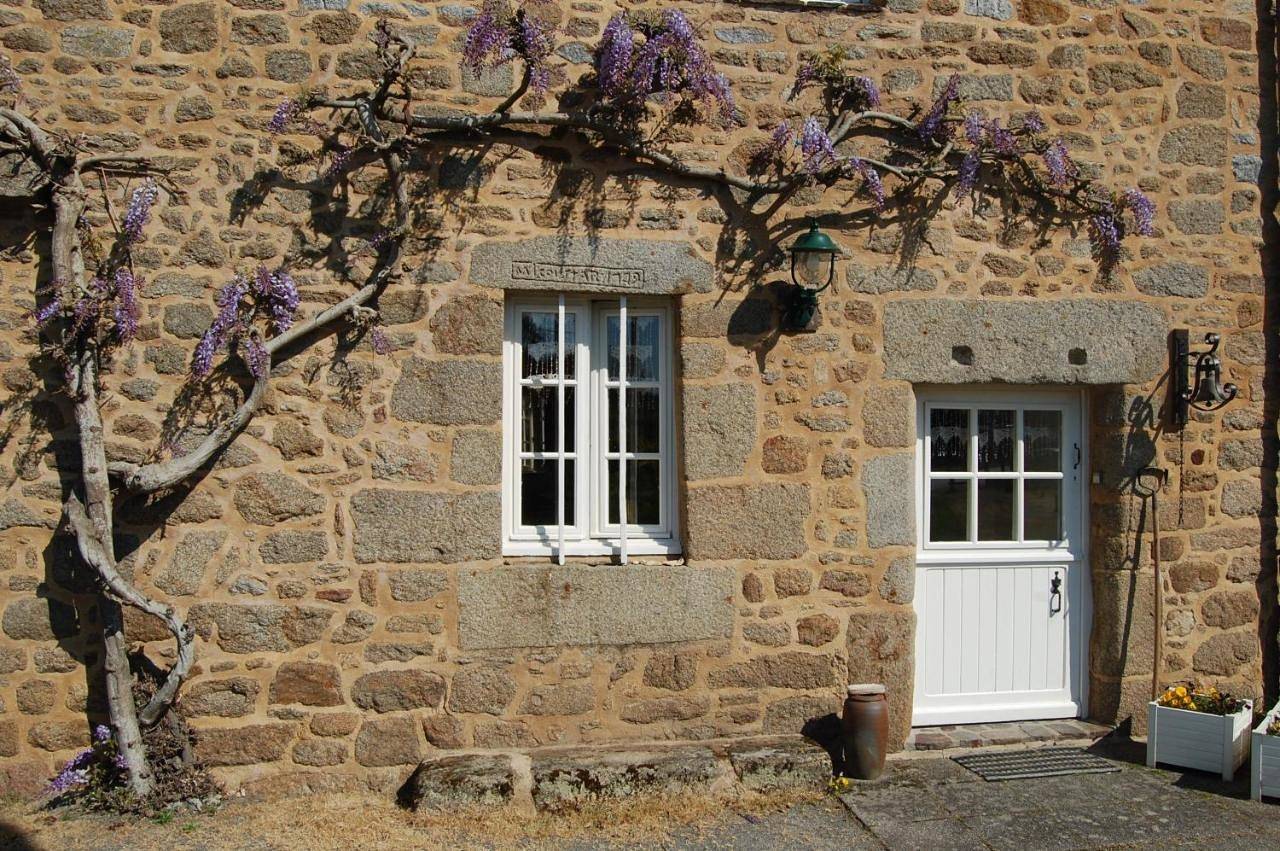 Double Room with Garden View in Saint-Étienne-en-Coglès, Fougères-Vitré