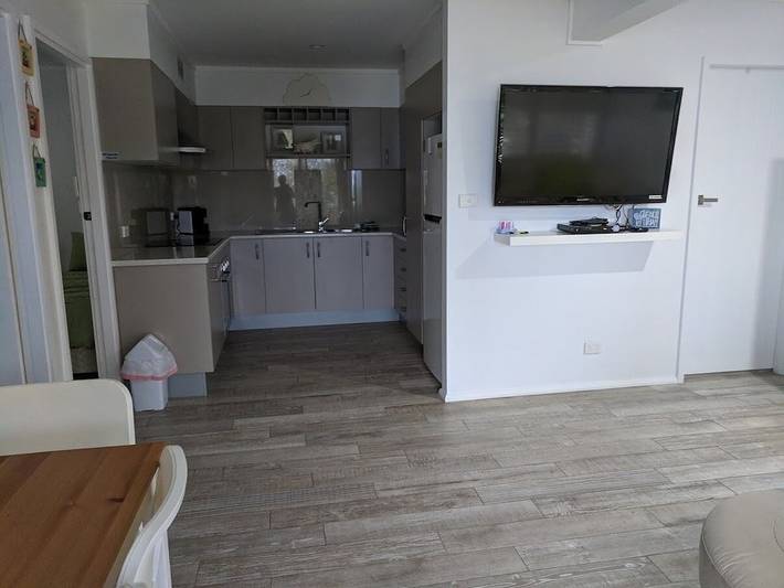 Holiday home for 2 people, with balcony in Mollymook Beach