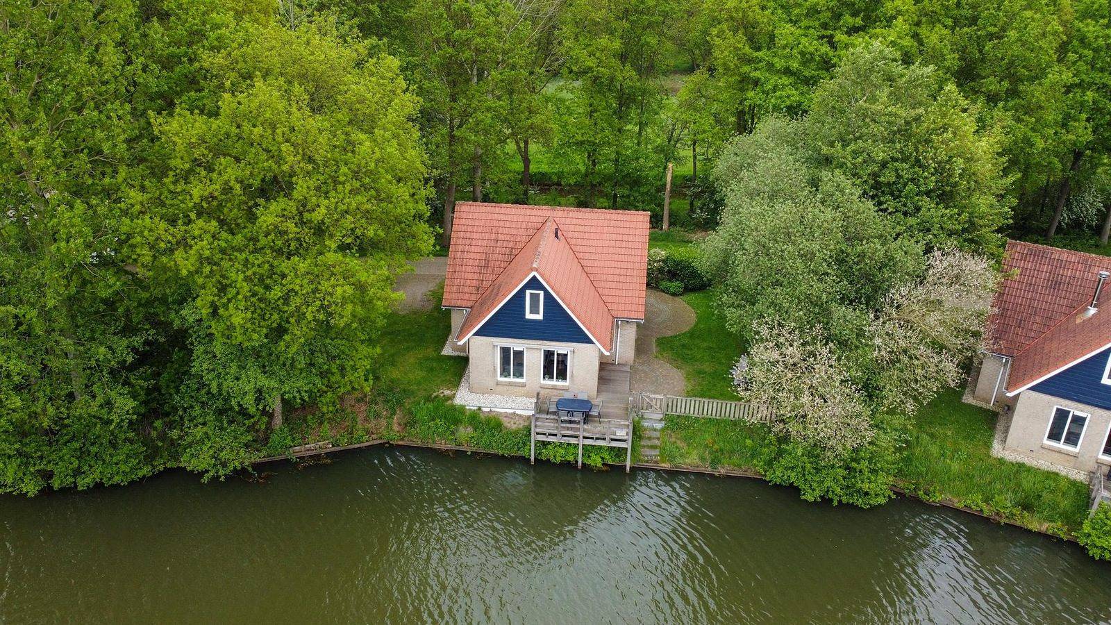 Geräumiges 8-Personen-Ferienhaus mit Sauna im Ferienpark in Westerbork in Drenthe