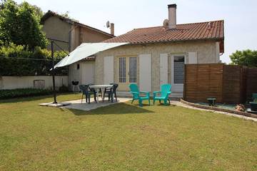 Gîte pour 4 personnes, avec terrasse et jardin à Meschers-sur-Gironde
