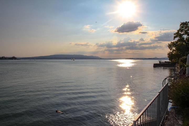 Ferienwohnung für 4 Personen, mit Ausblick und Garten sowie Terrasse in Allensbach