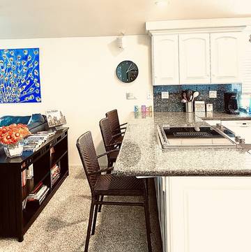 Vacation Apartment for 5 Guests in La Jolla, San Diego, Picture 3