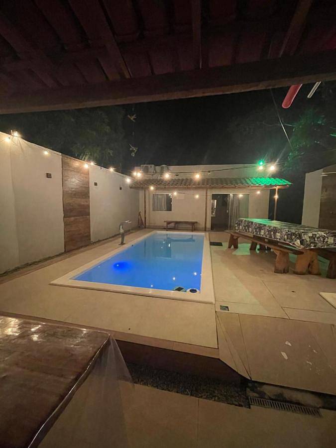 Casas e apartamentos de temporada para 16 pessoas, com piscina e terraço, com animais de estimação em Alcobaça (Bahia)