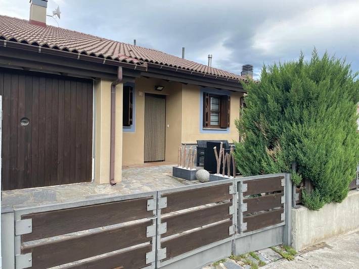 Apartamento para 7 personas, con Balcón y Terraza además de Jardín y Piscina en Sabiñánigo