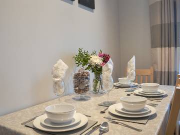 Holiday Rental for 4 People in Benllech, Isle of Anglesey, Photo 3