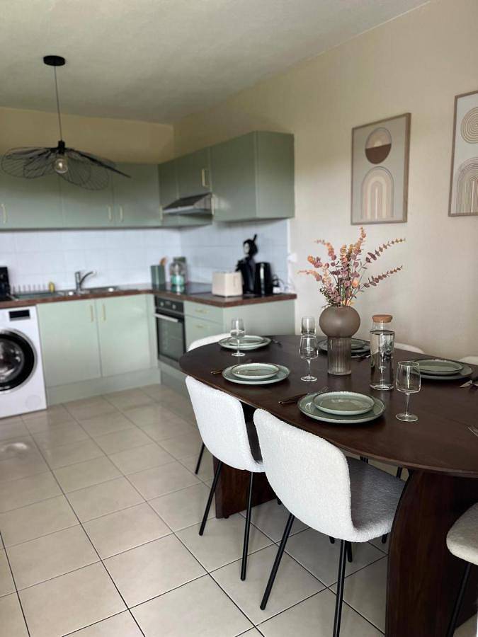 Gîte pour 6 personnes, avec terrasse et vue dans Saint-Roch - 2