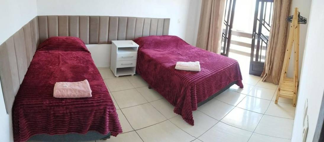 Gîte pour 7 personnes, avec vue et balcon à Joinville