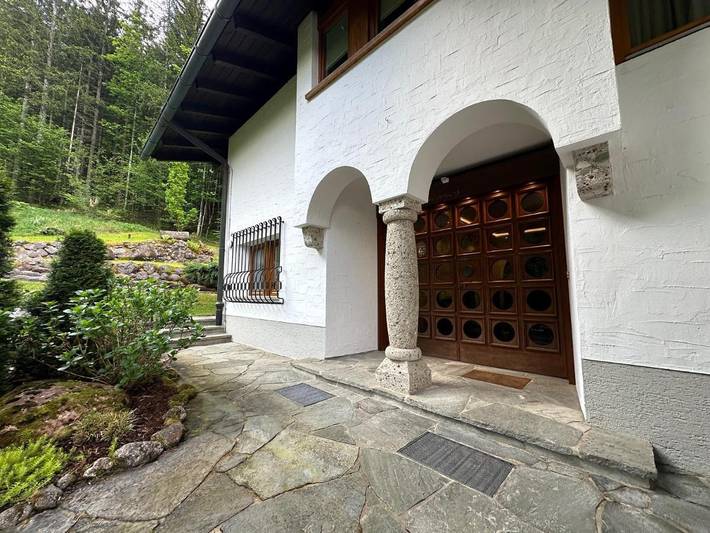 Villa für 8 Personen, mit Balkon und Terrasse sowie Garten und Ausblick in Schönau am Königssee - 3