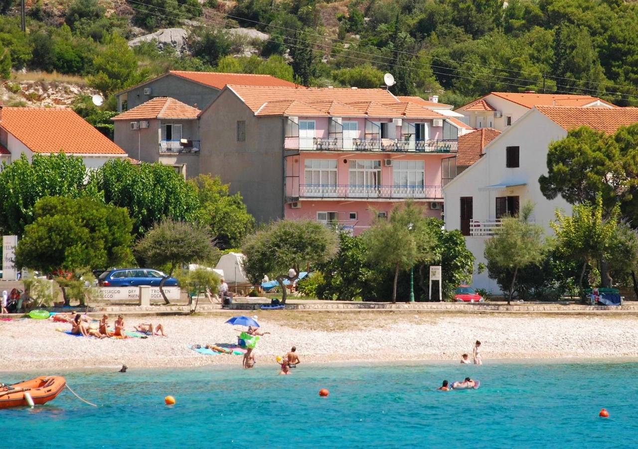 Cijeli apartman, Charming Studio Apartment Near the Sea in Orebic, Dubrovačko-neretvanska županija