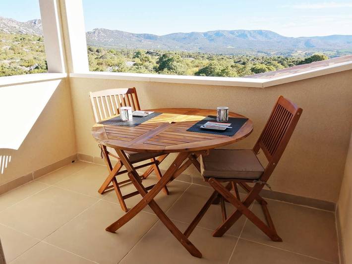 Gîte pour 2 personnes, avec Terrasse à Vingrau