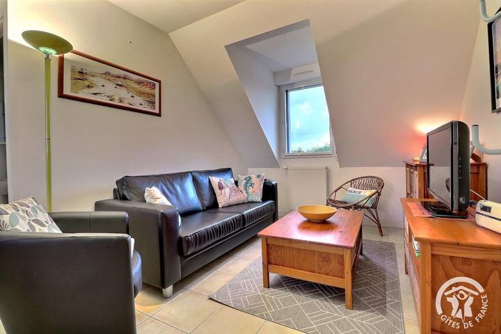 Gîte pour 4 personnes, avec jardin à Saint-Coulomb - 2