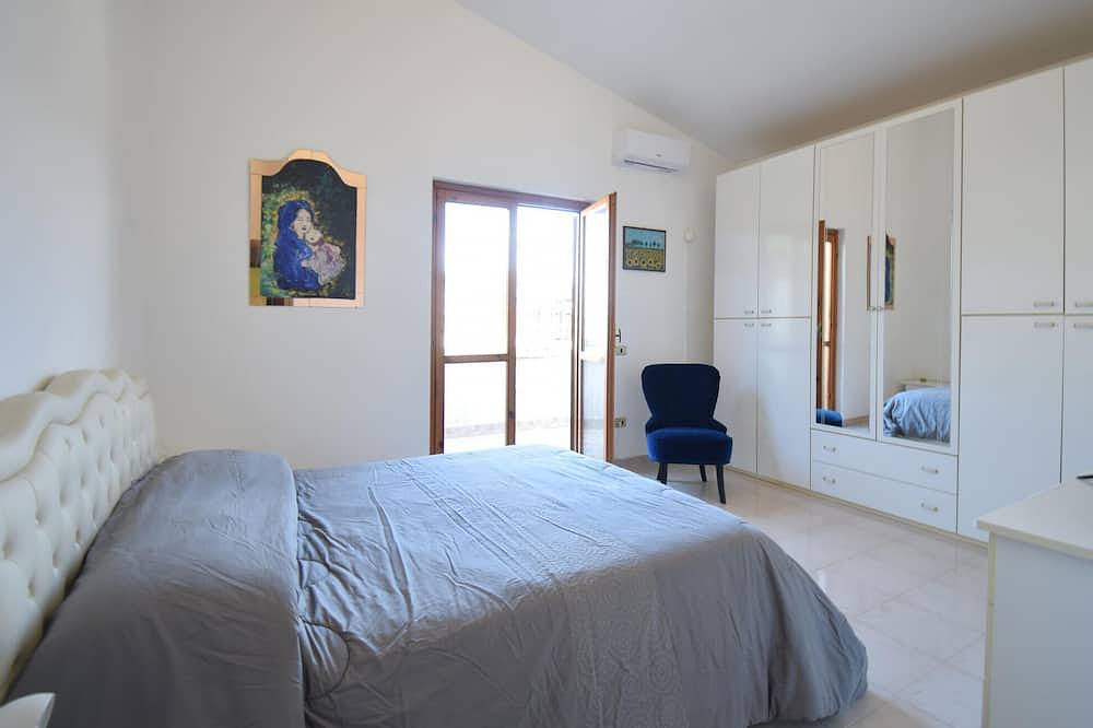 3 bedroom cozy home in Lavinio in Anzio, Province de Rome