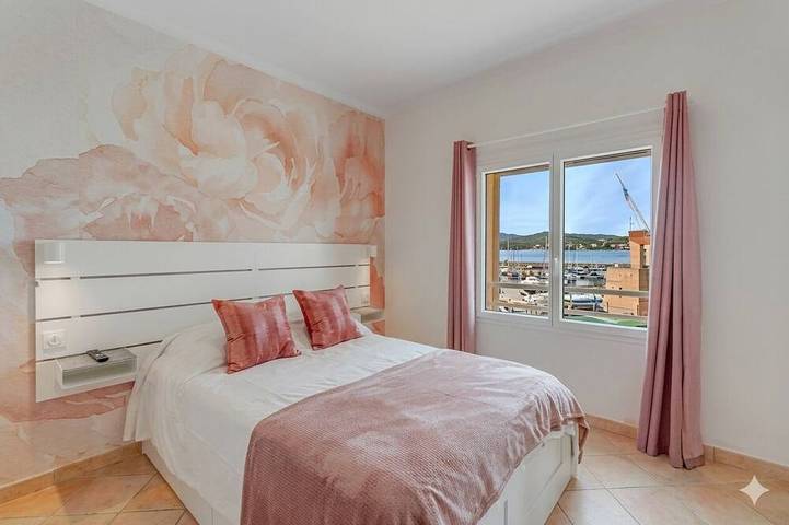 Hôtel pour 8 personnes dans Port Pin Rolland - 2