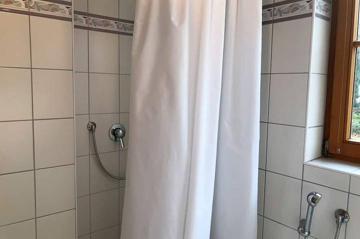 Ferienwohnung für 2 Personen, mit Garten und Terrasse in Bodolz - 4