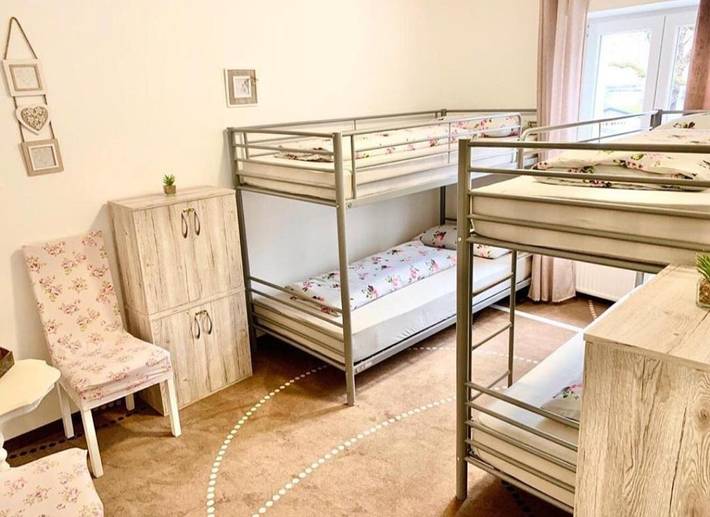 Hostel für 4 Personen, mit Terrasse und Garten in Reinickendorf - 2