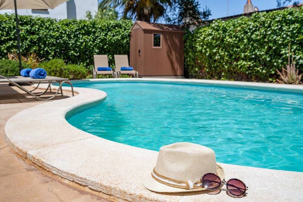 Villa Gloria - Cheerful 2-bedroom villa with pool in Cala en Bosc, Ciutadella