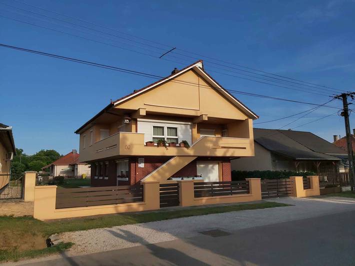 Ganze Ferienwohnung, Ferienwohnung mit Grill in Balatonboglar, Plattensee Südufer