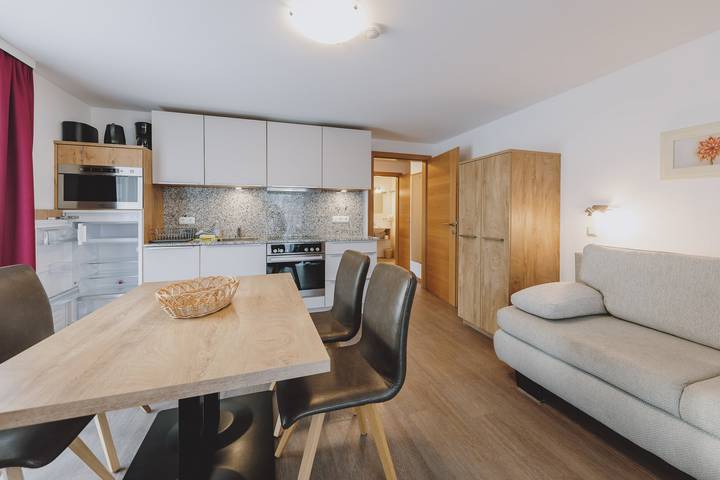 Ferienwohnung für 4 Personen, mit Sauna und Garten in Zell am See