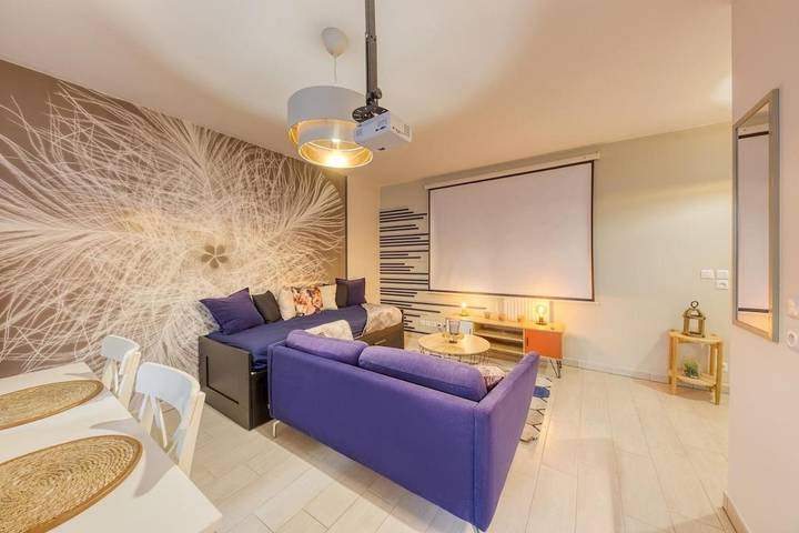 Gîte pour 4 personnes, avec terrasse à Noisy-le-Sec - 2