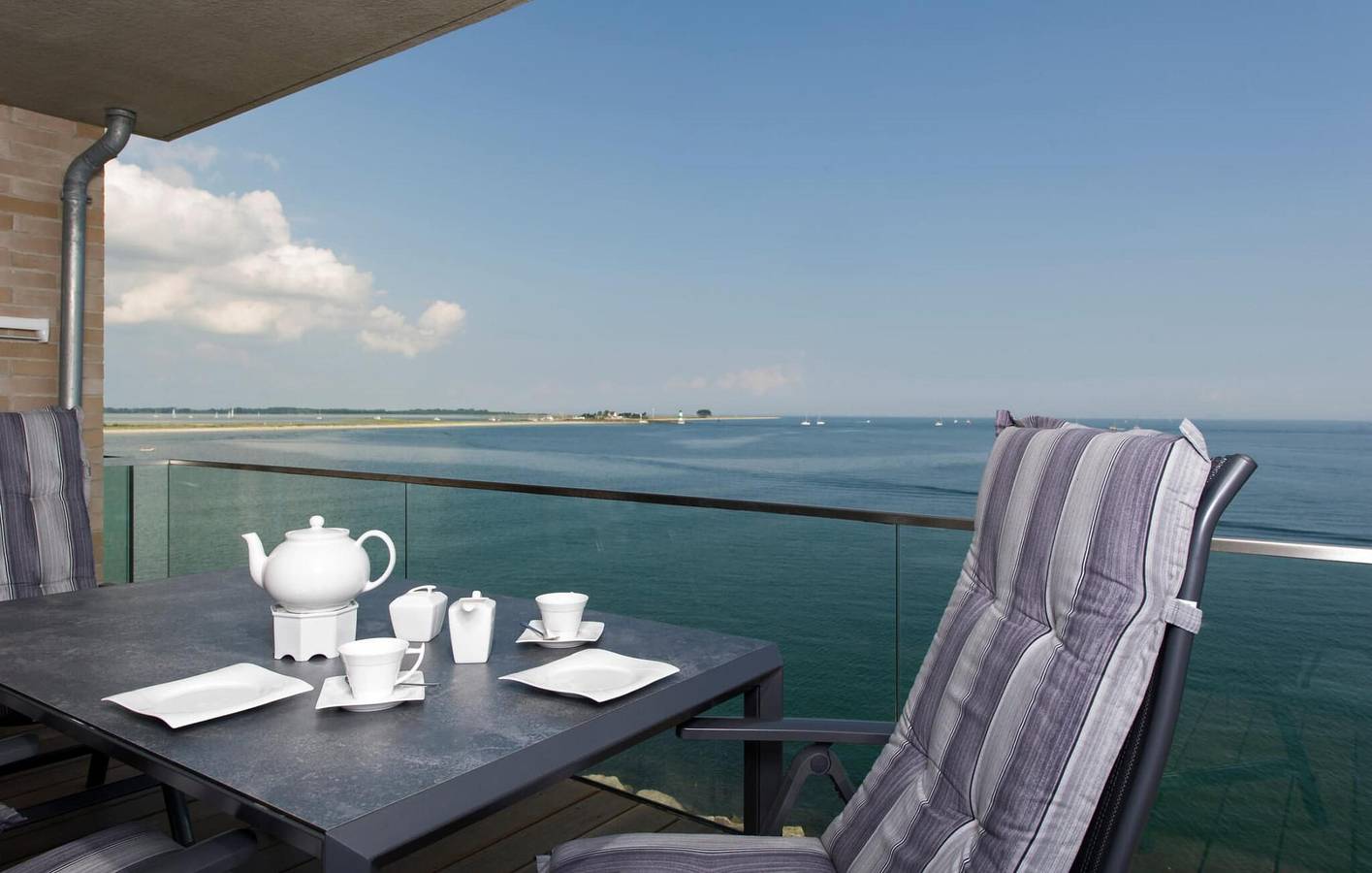 Ganze Ferienwohnung, Appartement mit Meerblick, Terrasse, Parkplatz und TV 200 m vom Strand entfernt in Kappeln, Kappeln & Umgebung