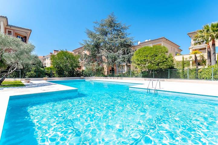 Ferienwohnung für 4 Personen, mit Garten und Terrasse in Saint-Tropez