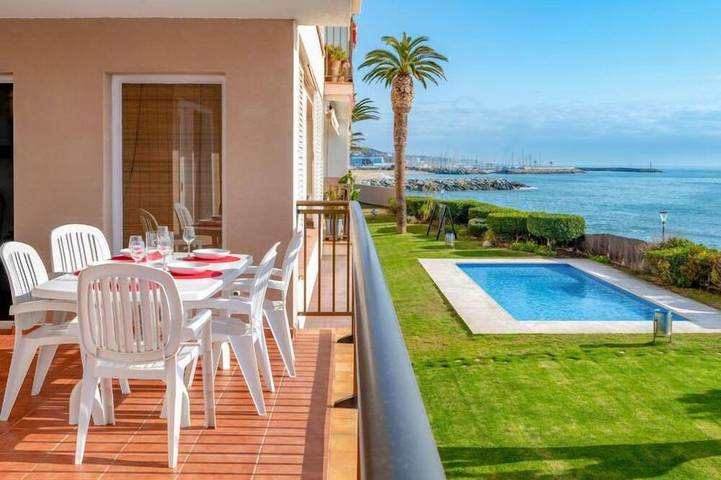 Apartamento de vacaciones para 6 personas, con piscina y jardín - 1