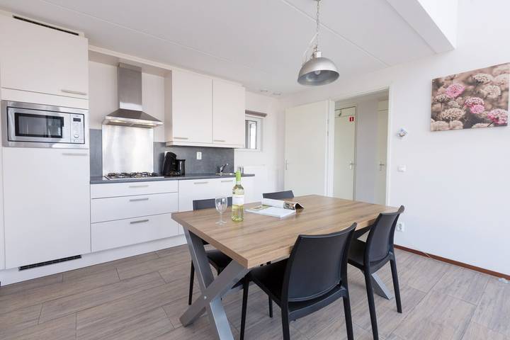 Ferienhaus für 4 Personen, mit Terrasse und Garten in Goeree-Overflakkee - 3