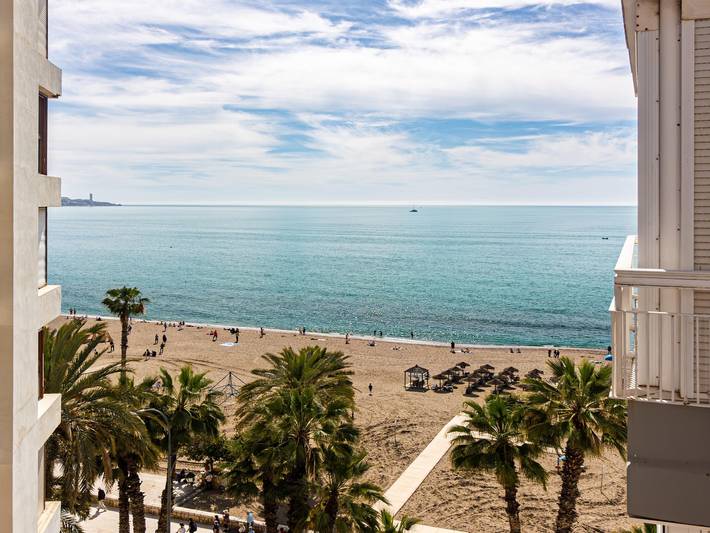 Holiday letting for 4 people, with ocean view and terrace in Malaga