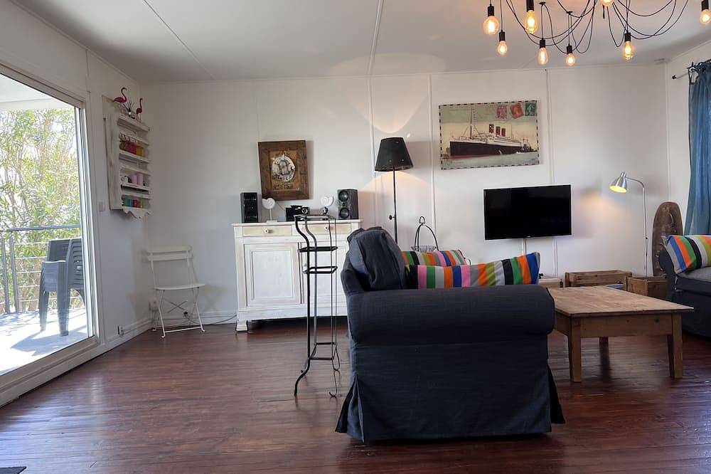 Chalet à Gruissan plage, Méditerranée à 300m avec la Fibre in Plage des Chalets, Gruissan