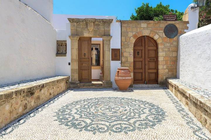 Villa for 6 people, with balcony in Lindos