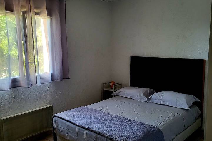 Location de vacances pour 5 personnes, avec jardin ainsi que terrasse et piscine à Appietto - 2