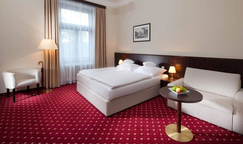 Hotel für 2 Personen, mit Whirlpool und Terrasse sowie Sauna, mit Haustier in Liberec - 3