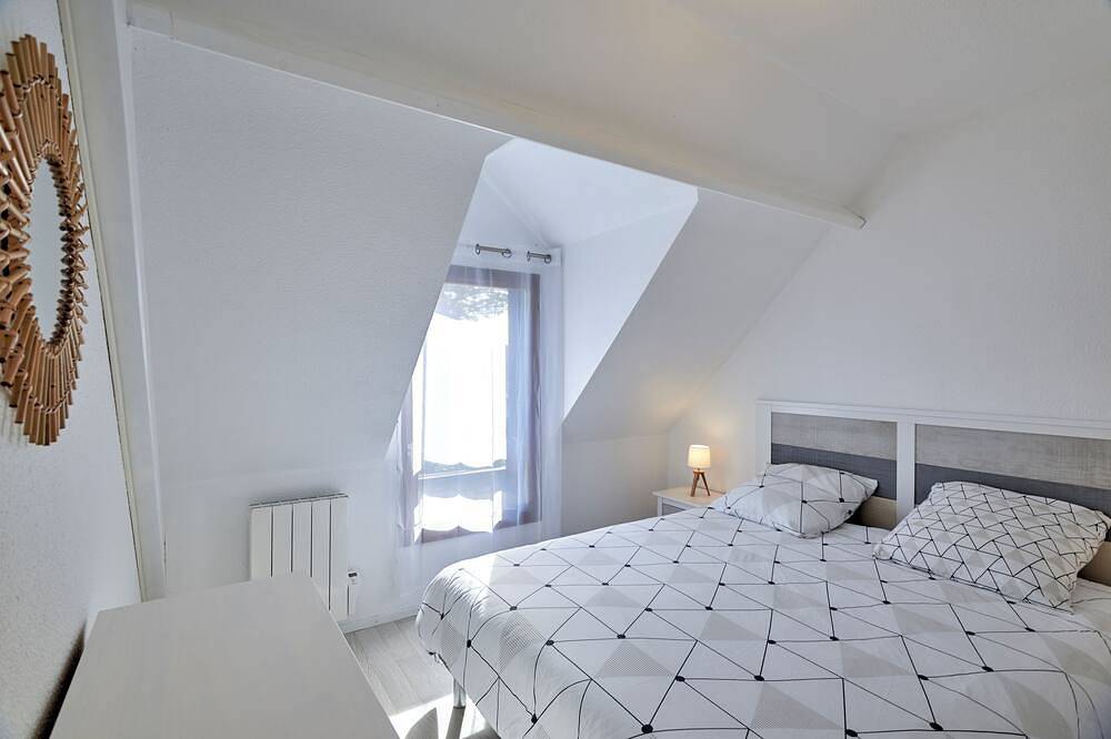 Haus mit Garten, 8 Minuten Strand La Baule, Residenz mit Pool in Guérande, Côte d'Amour