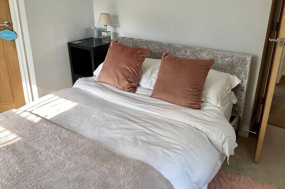 Lorton Villa with a Log Burner in St Helens, Nordwestengland