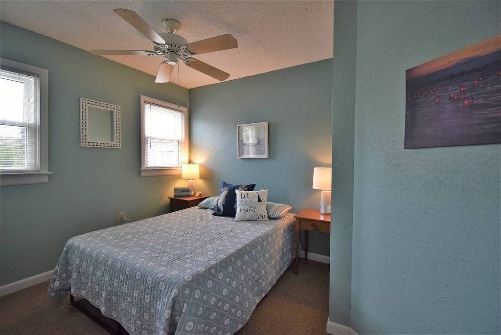 Ganze Wohnung, 2Br Eigentumswohnung im Herzen der Innenstadt - zu Fuß zum Strand und Shopping in Rehoboth Beach, Sussex County (Delaware)