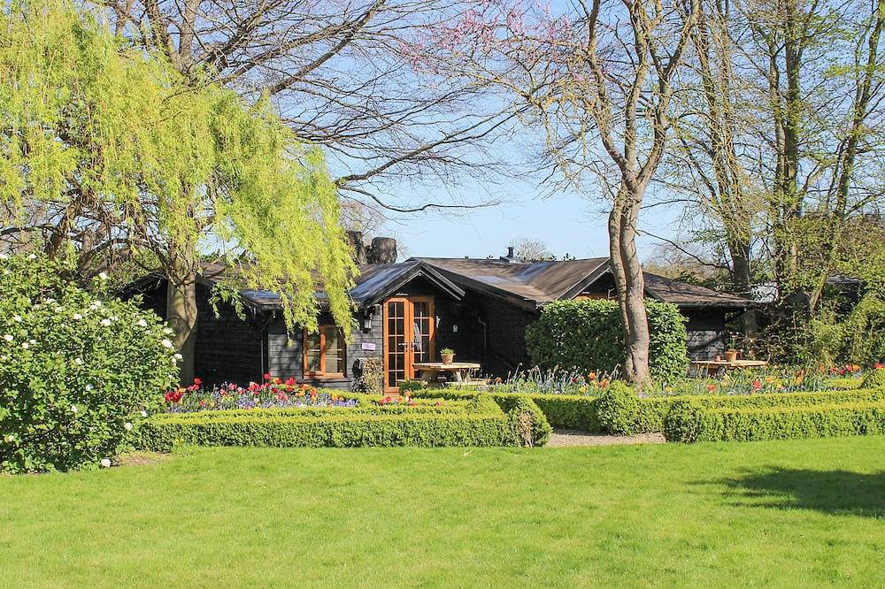 Chestnut Cottage - 27636 in Sutton-at-Hone and Hawley, Dartford