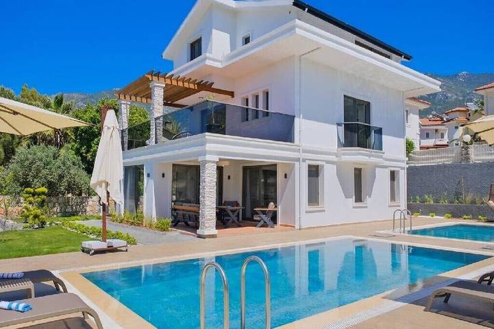 Villa for 6 people, with garden in Hisaronu